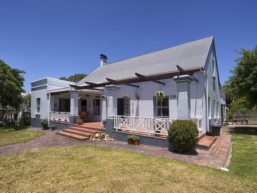 6 Bedroom Property for Sale in Belvidere Estate Western Cape